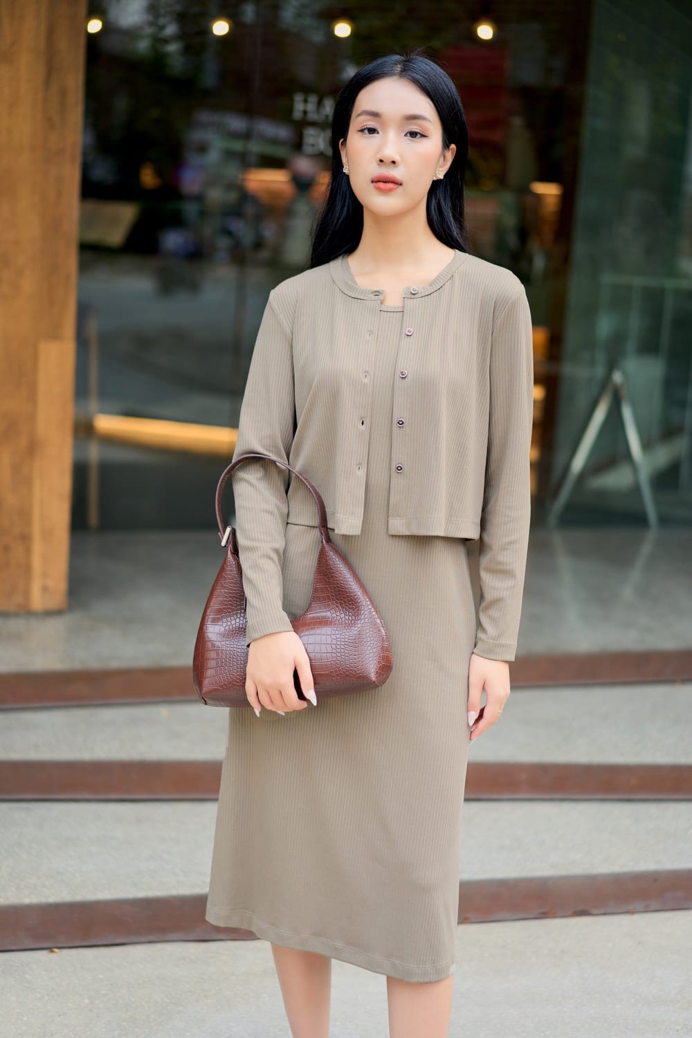 Top 12 shop bán quần áo trung niên nữ đẹp và chất lượng nhất ở Hà Nội -  sakurafashion.vn