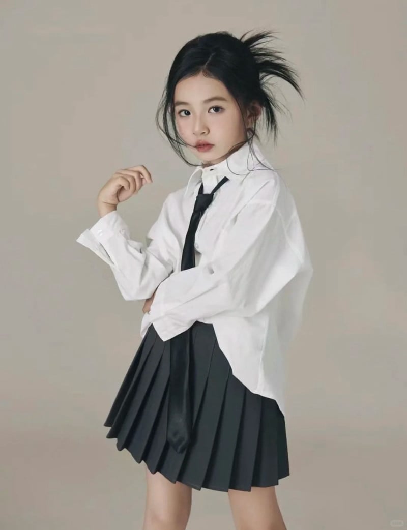 sinh năm 2013 hợp màu gì