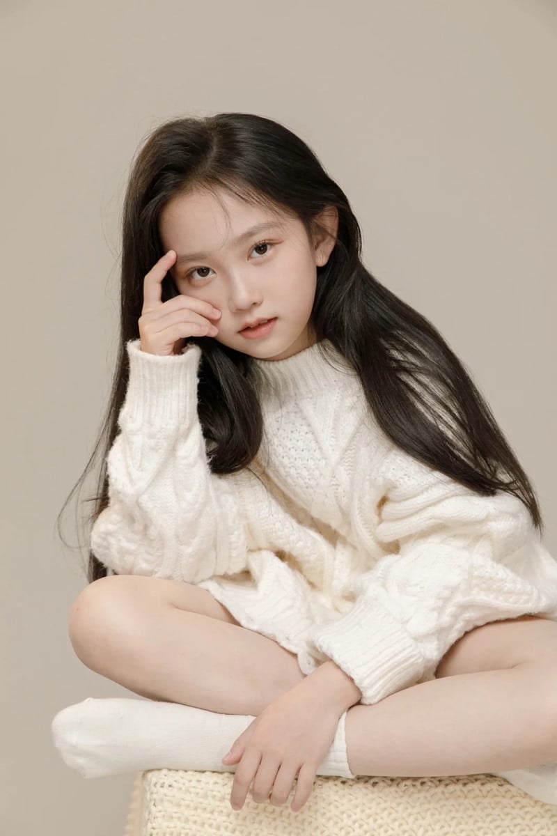 sinh năm 2013 hợp màu gì