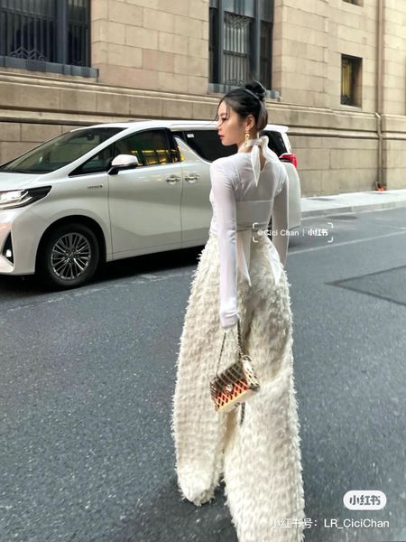 Các mẫu váy Trung Quốc hiện đại hot nhất 2023 nên nhập về kinh doanh