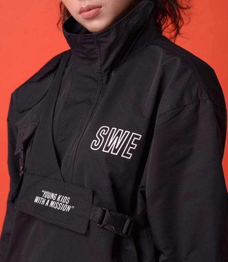 Áo khoác local brand Swe