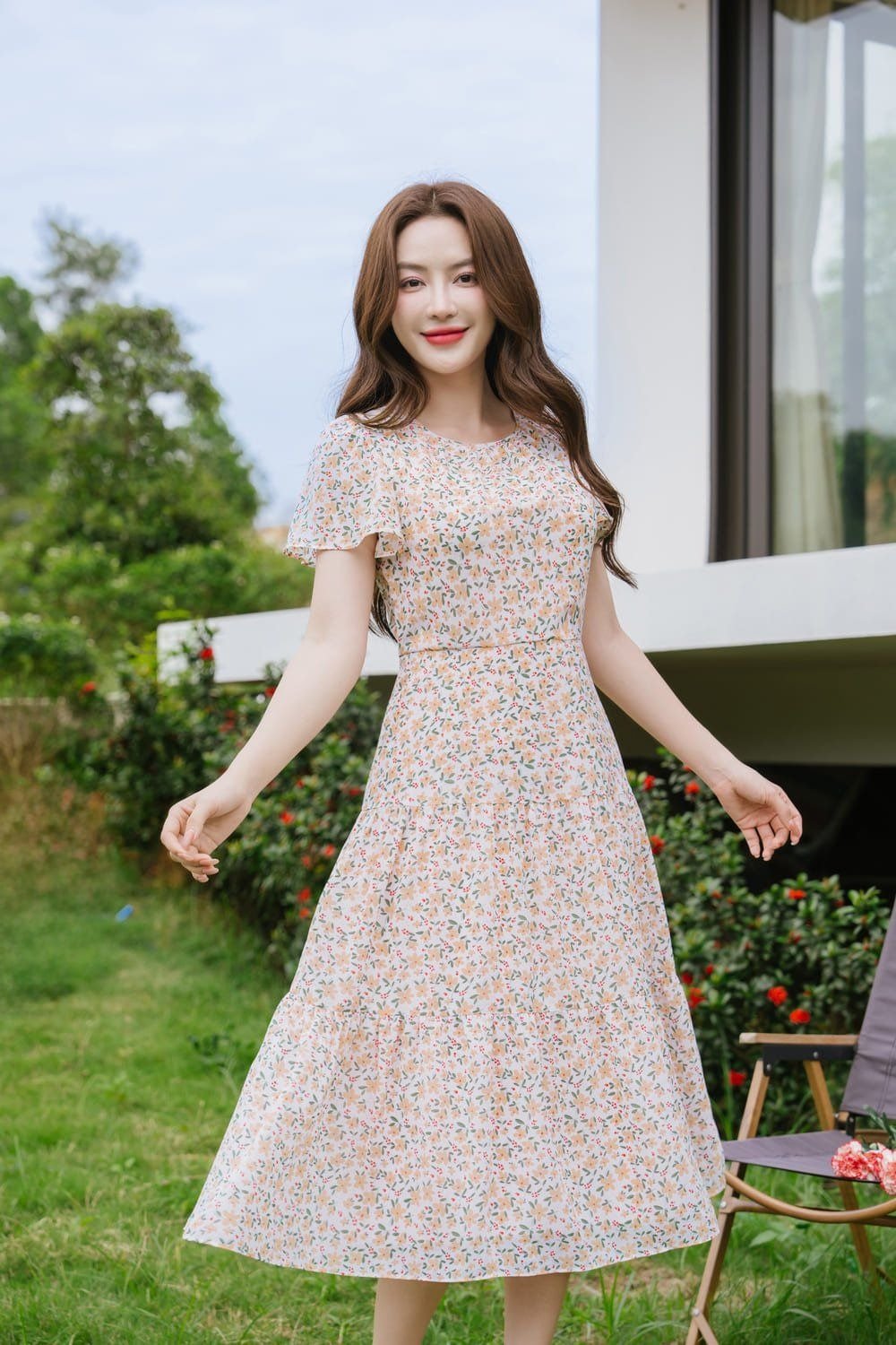 Đầm voan hoa nhí cổ tròn tay cánh tiên màu hồng cam pastel
