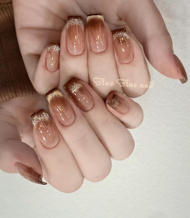 Nhấn Nhá Lá Vàng/Bạc
