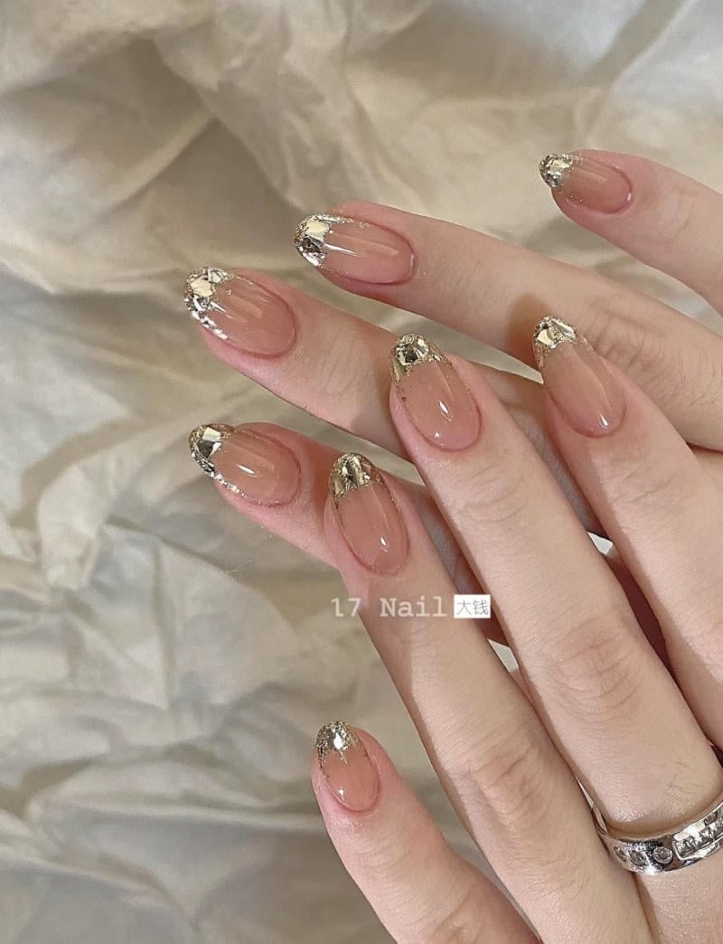 Nhấn Nhá Lá Vàng/Bạc