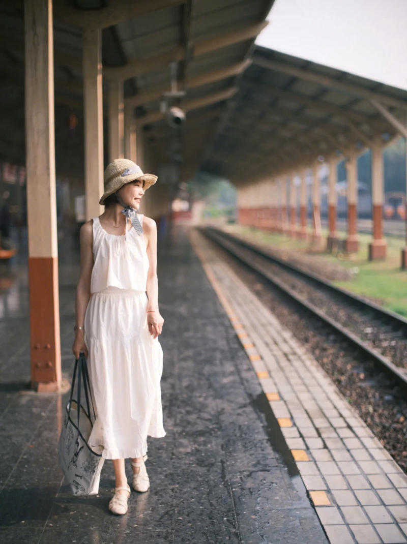 Nhóm dáng đứng và đi