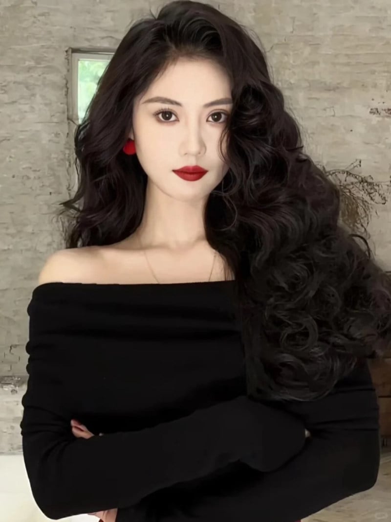 kiểu tóc xoăn hippie