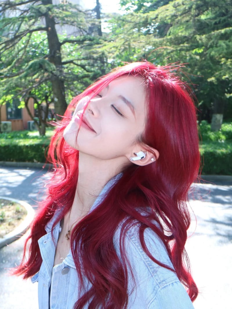 màu tóc đỏ cherry