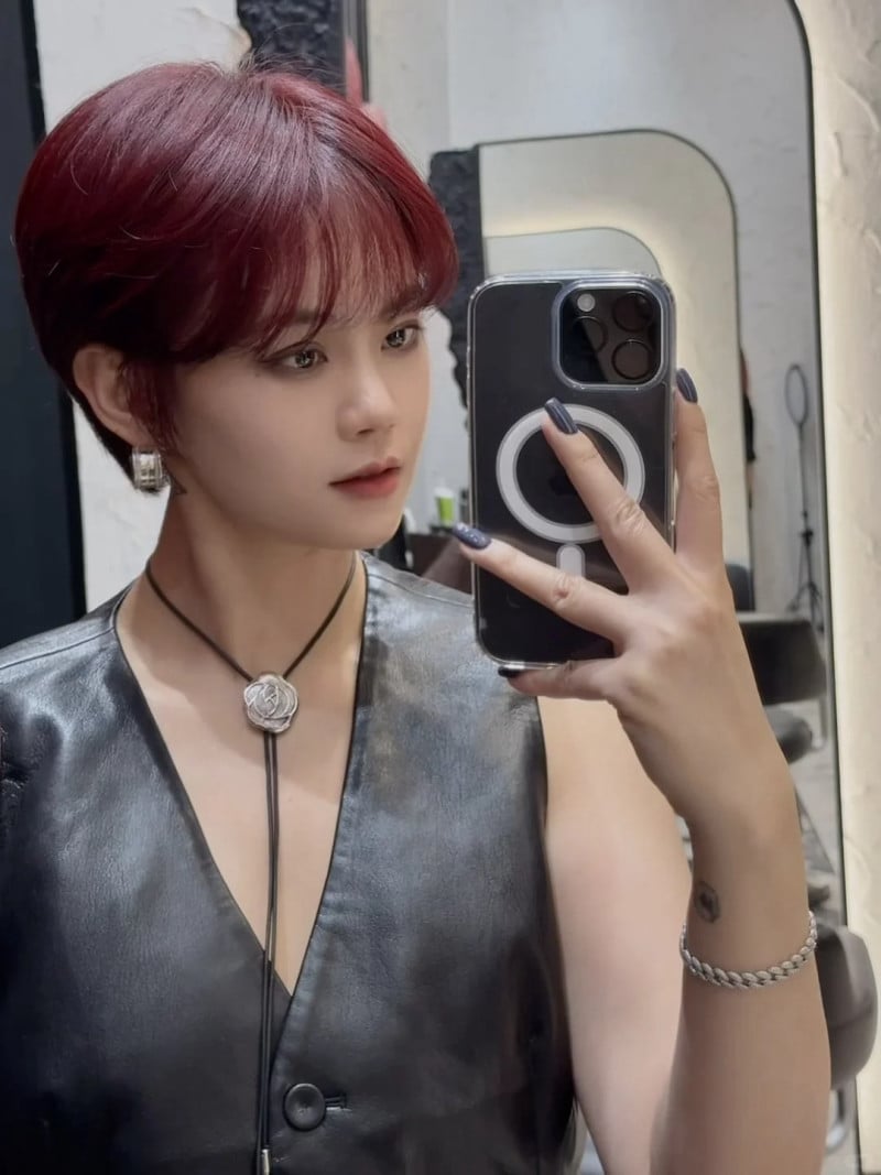 màu tóc đỏ cherry