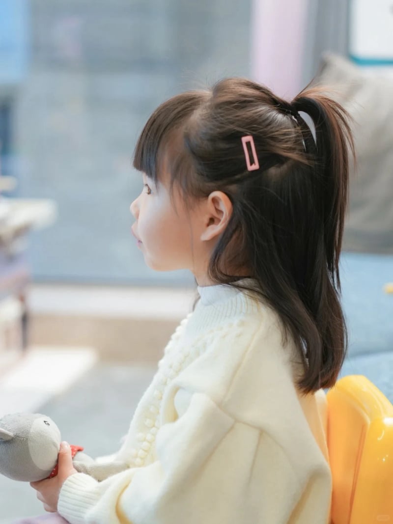 tóc ngắn cho bé gái