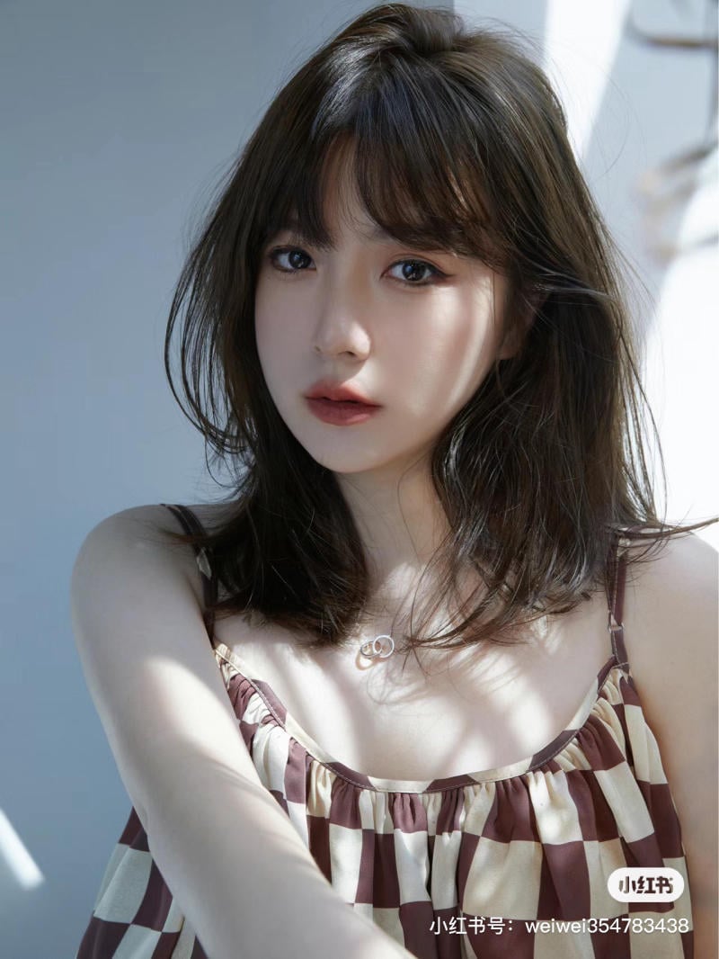 toc ngang vai cho mat tron
