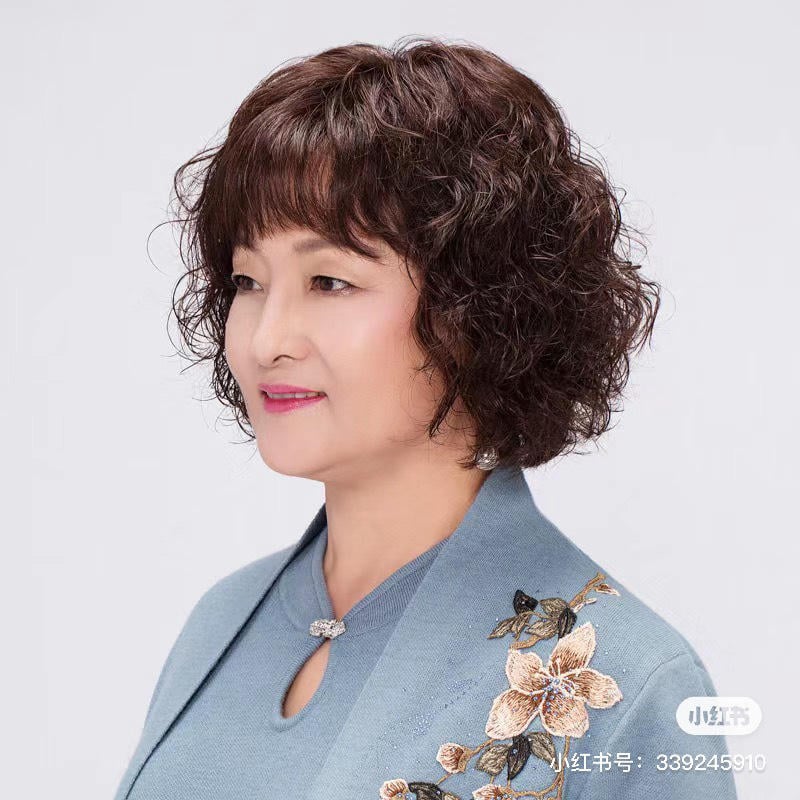mẫu tóc uốn ngắn