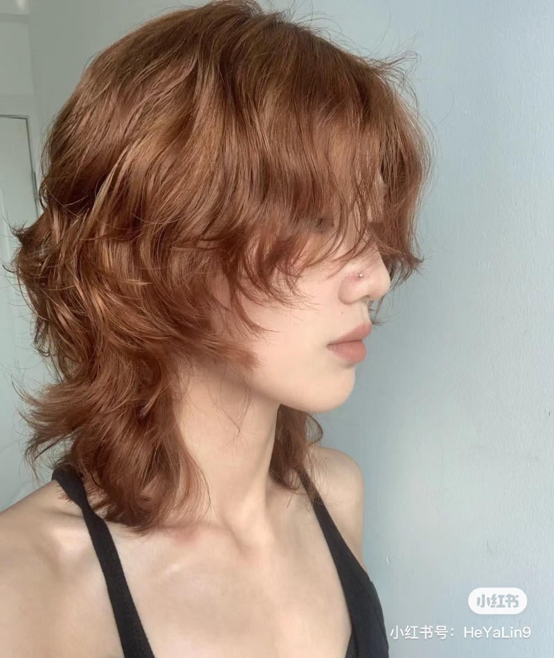 mẫu tóc uốn ngắn