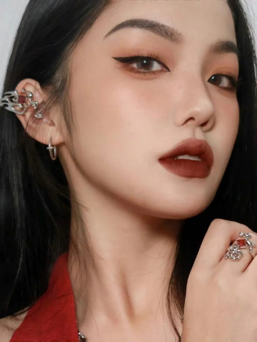 Makeup tone Đỏ Đất/Đỏ Gạch