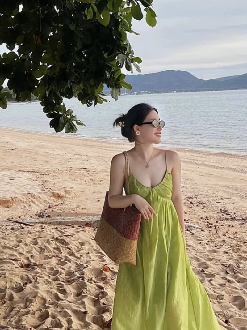 váy 2 dây đẹp đi biển