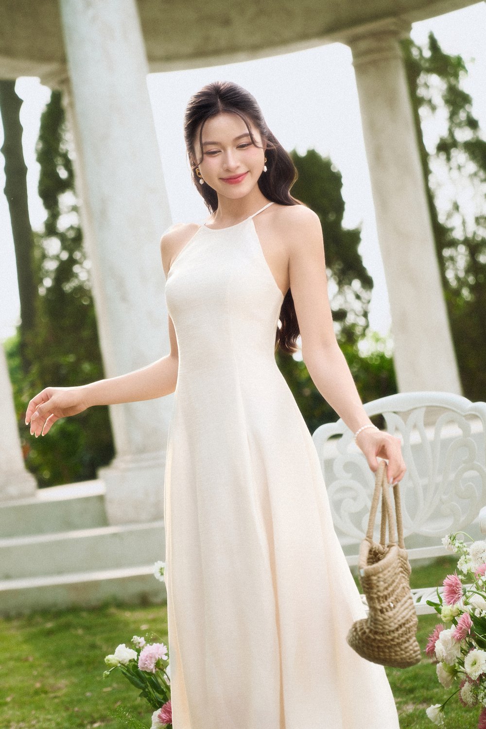 đầm yếm