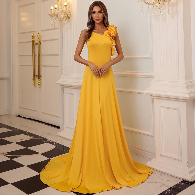 Top 10 Mẫu Áo Dài - Váy Cưới Màu Vàng Đồng Tinh Tế và Ấn Tượng