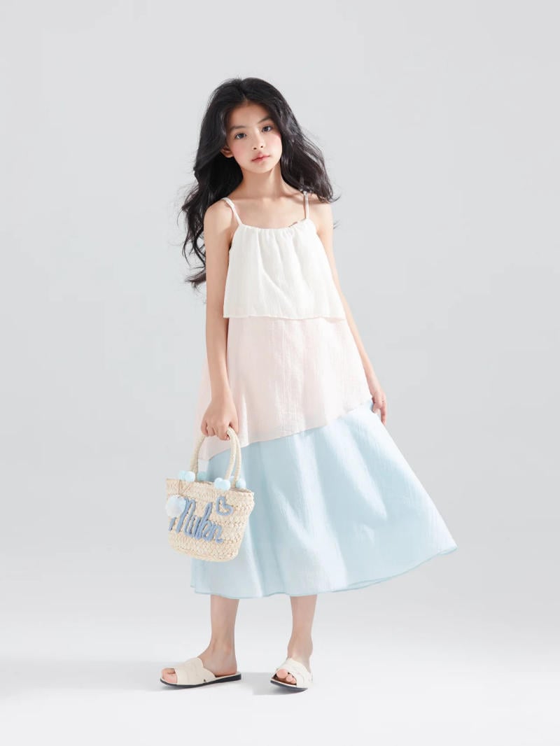 váy 2 dây đi biển cho bé gái