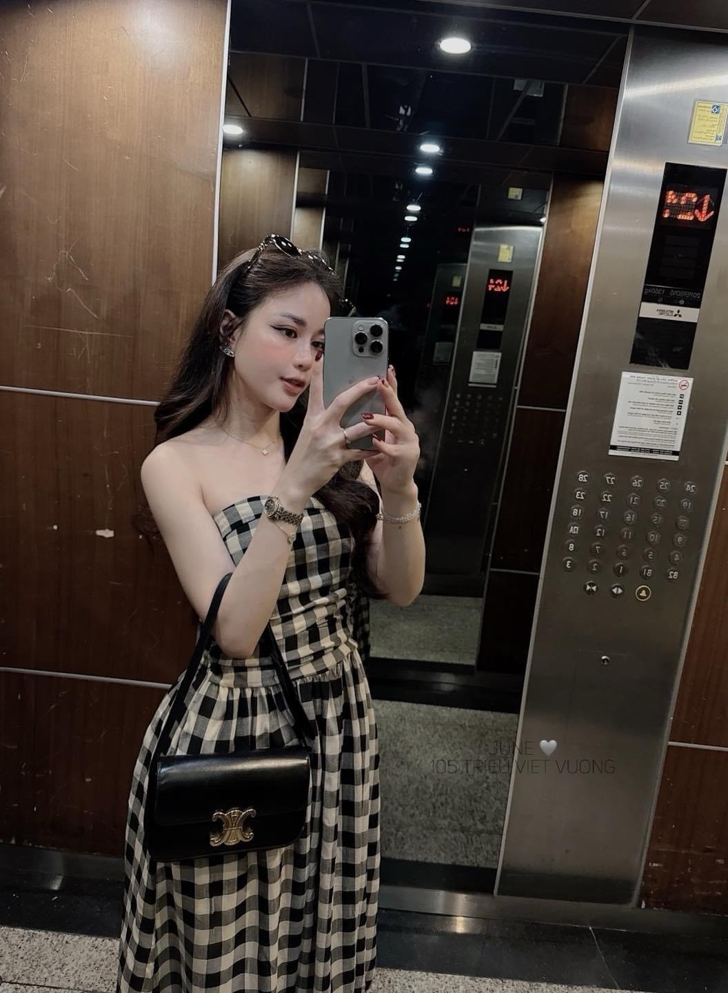 váy kẻ caro
