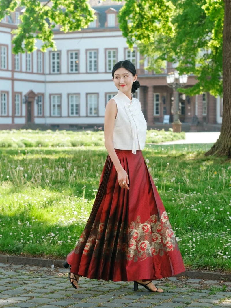 chân váy mã diện