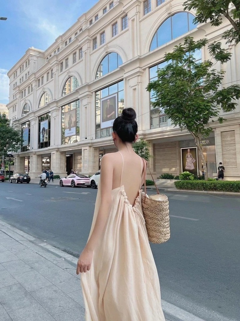 Đầm Voan Suông Đen Tay Lửng Với Màu Đen Thời Thượng, Đầy Phong Cách –  Maxivic Fashion