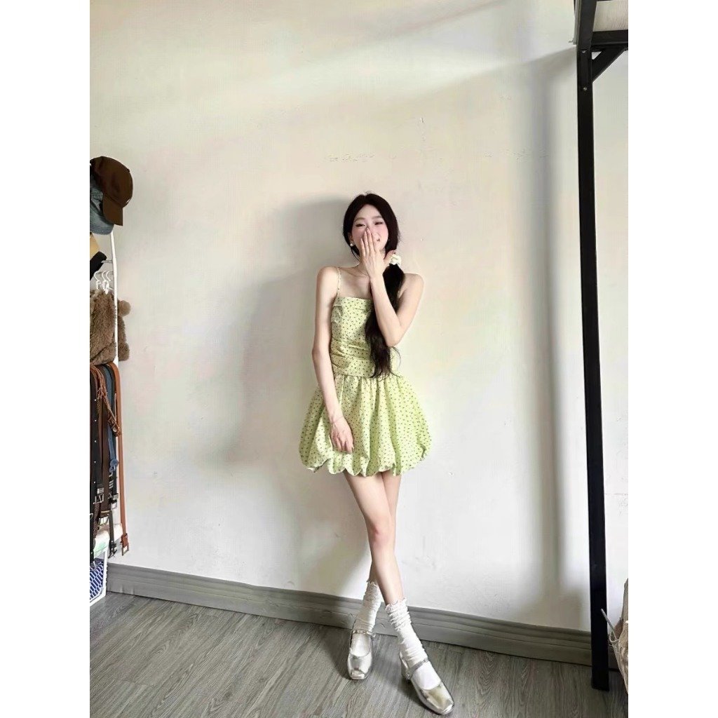 Lựa chọn giày dép hoàn hảo cho Váy Moran