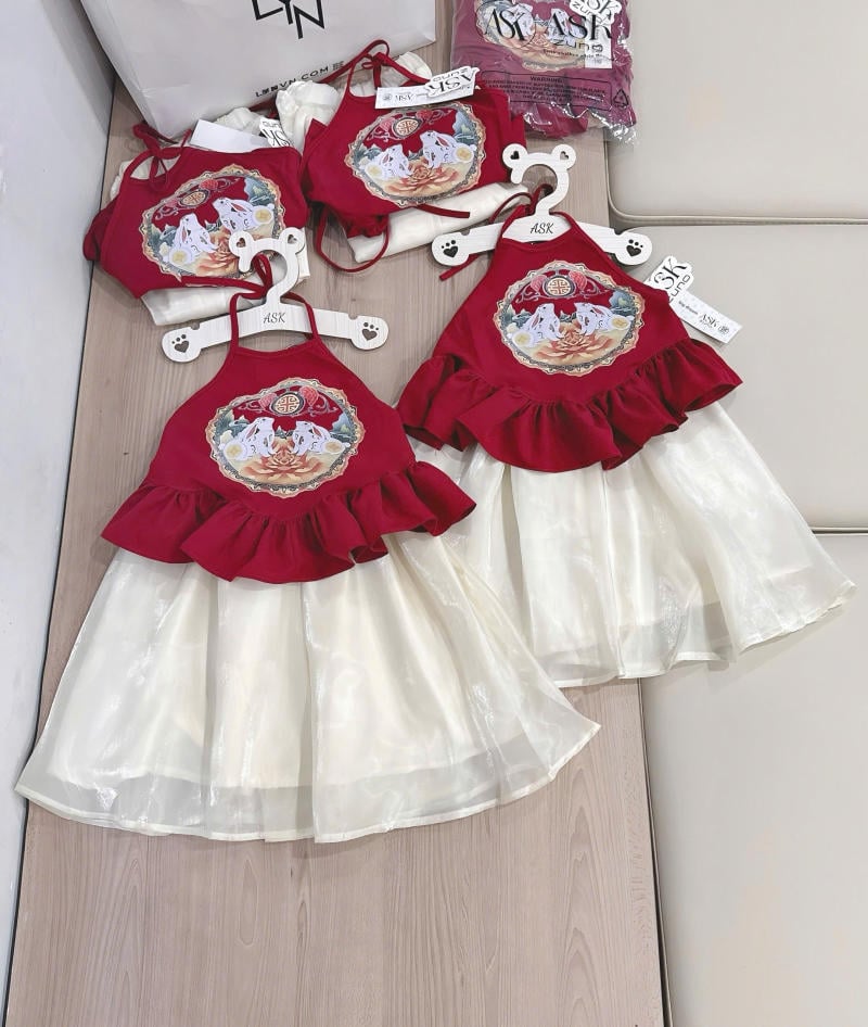 Bí Quyết Chọn Váy Trung Thu Cho Bé Gái