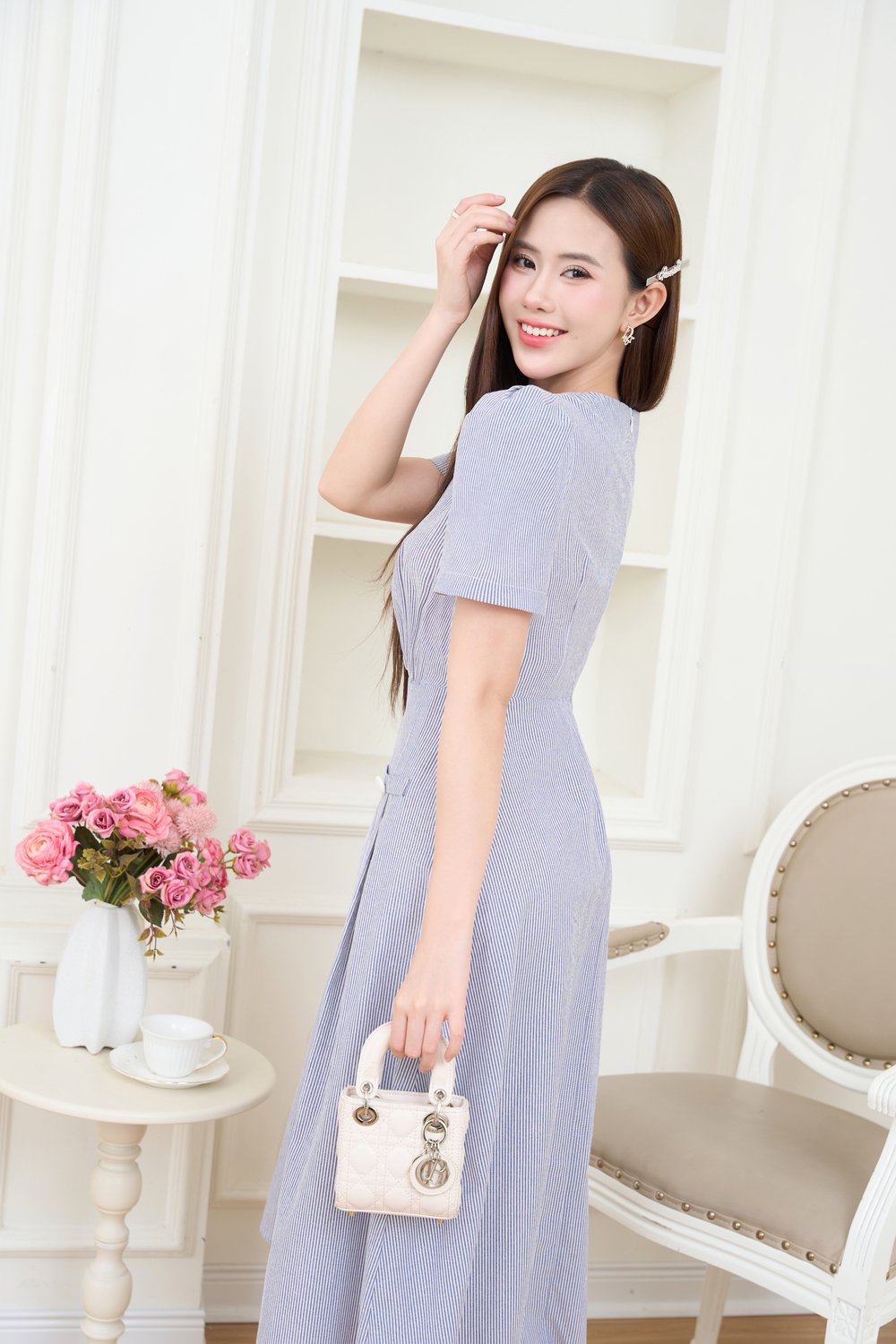 đầm thô kẻ
