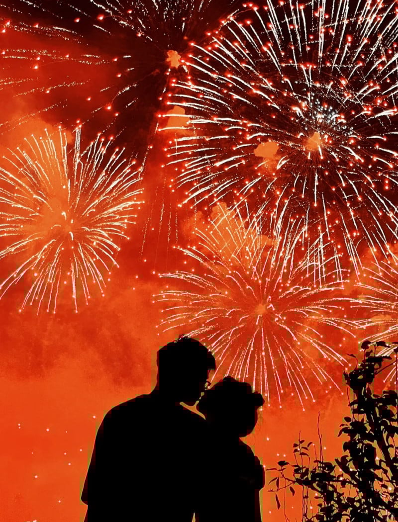 chụp ảnh với người yêu giấu mặt