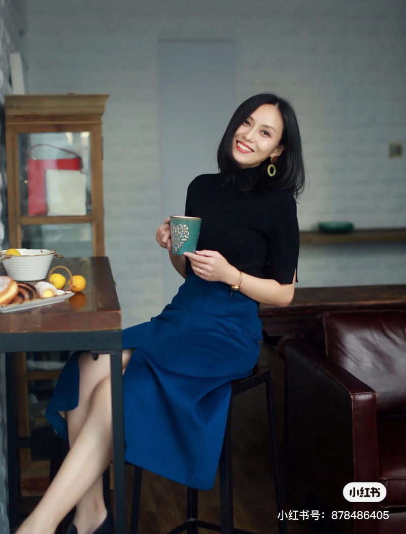 Chân váy xếp ly màu đen - xanh coban - đỏ đô | Shopee Việt Nam