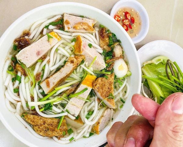 Bánh canh chả cá Phan Thiết