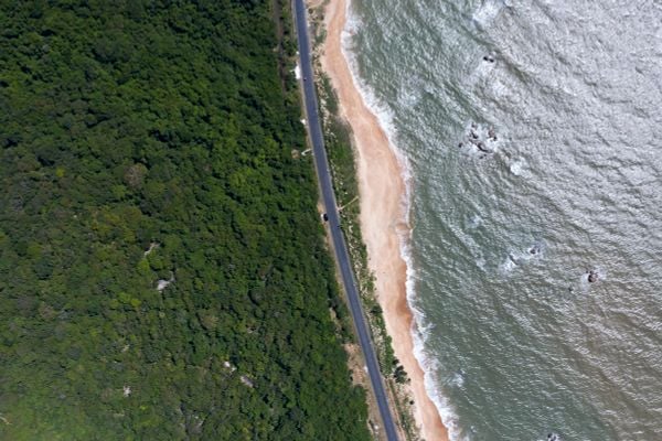 cung đường ven biển hồ tràm