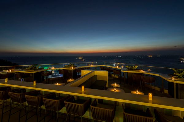 Sunset Bar tại Fusion Suites Vũng Tàu