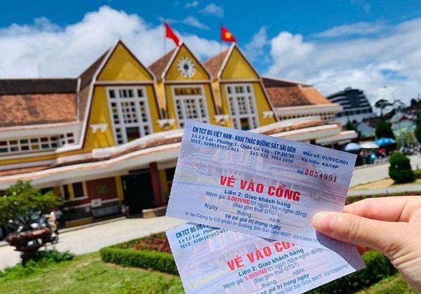 Vé vào cổng Ga Đà Lạt