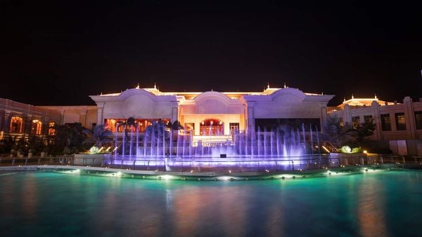 Nhạc nước tại holiday inn resort Hồ Tràm