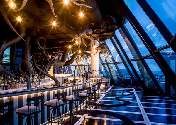 Bar rooftop INK 360 - Quán bar Bạch Tuộc cao nhất ở Phú Quốc