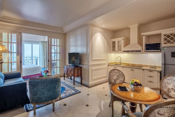 The Imperial Hotel & Resort hạng phòng Grand Suite