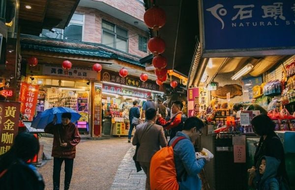 Tour Du lịch Đài Loan - Làng cổ Cửu Phần