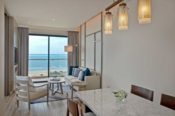 Hạng phòng Suite 2 phòng ngủ dành cho 3 khách (Two-bedroom Suite) tại Melia Hồ Tràm Resort