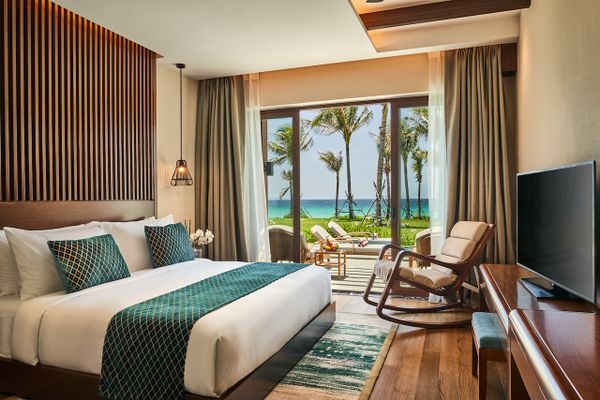 Biệt thự hồ bơi sát biển 3 phòng ngủ tại Movenpick Cam Ranh