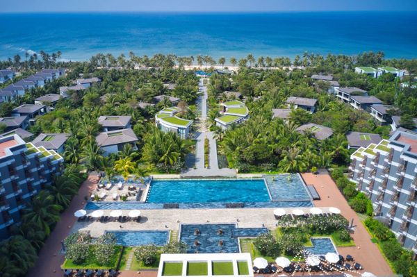 Novotel Phú Quốc Resort phong cách thiết kế hồ bơi view biển