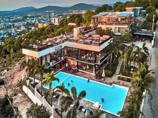 Sơn Trà Hill’s 1973 tại Phú quốc