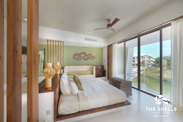 Premium Deluxe room with sea view at The Shells Phu Quoc Resort