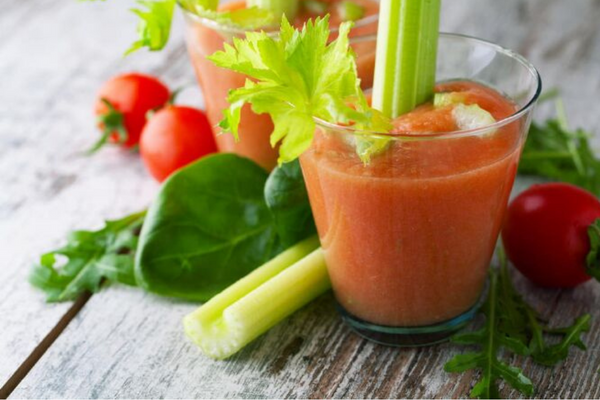 Uống nước ép cần tây cà chua mỗi ngày có gì thay đổi? 5 lợi ích bạn nên biết