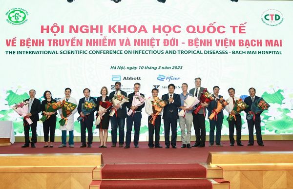 Hội nghị khoa học Quốc tế về bệnh truyền nhiễm và nhiệt đới