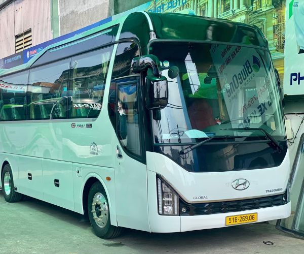 Du lịch an toàn, tiện lợi cùng dịch vụ cho thuê xe du lịch gần sân bay