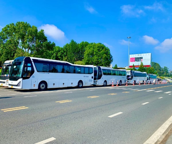 Công ty cho thuê xe Sài Gòn Luxury - Uy tín chuyên nghiệp