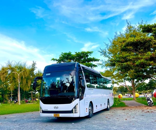 [2024] Cho thuê xe 45 chỗ đi Cần Thơ có tài xế, giá rẻ, uy tín