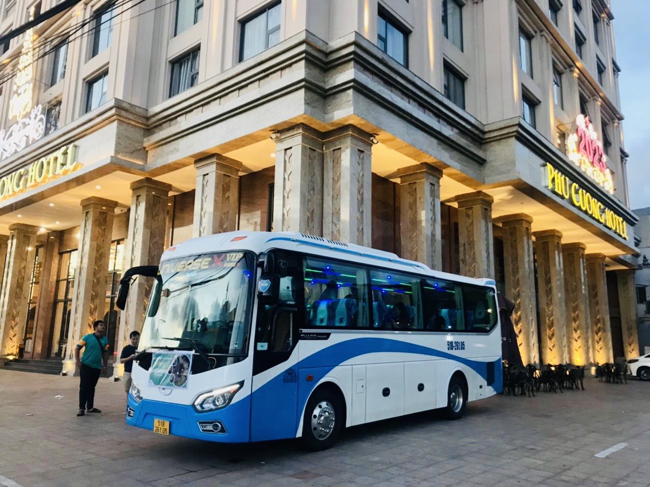 Di chuyển nhanh chóng, an toàn - Thuê xe có tài xế TPHCM