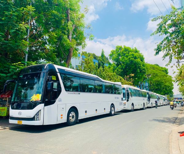 Địa chỉ cho thuê xe đi Đắk Lắk giá rẻ, có tài xế