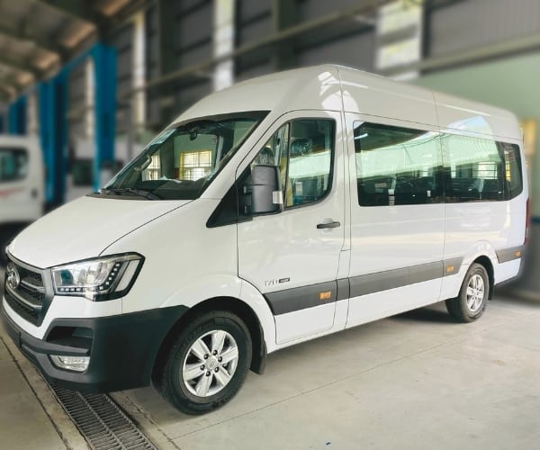 Thuê xe du lịch 16 chỗ - Liên hệ ngay để được tư vấn miễn phí